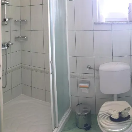 Two-bedroom Sunny Pula