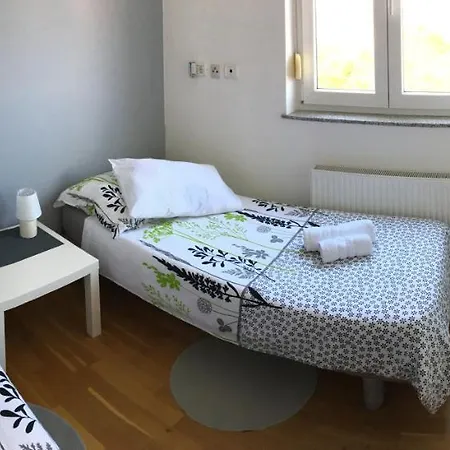 Two-bedroom Sunny *
