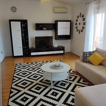 Two-bedroom Sunny Apartment